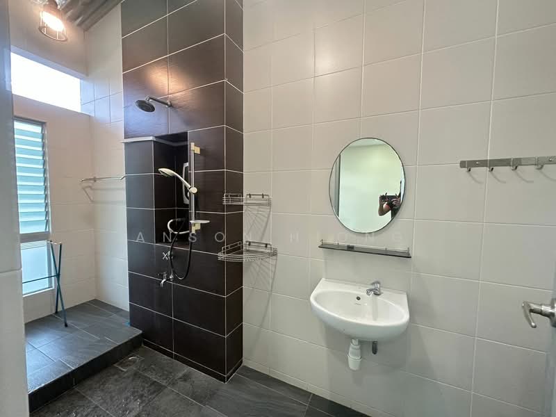 Apartment for Sale at The Seed Taman Sutera Utama - Anson Hiong - Bathroom - PropertyGuru.com.my