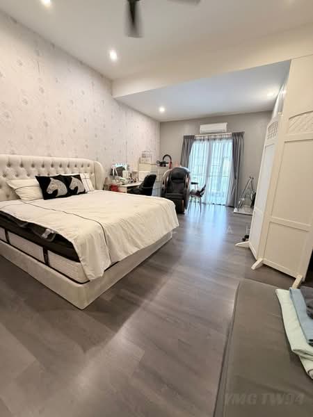 For Sale - Bandar Botanic