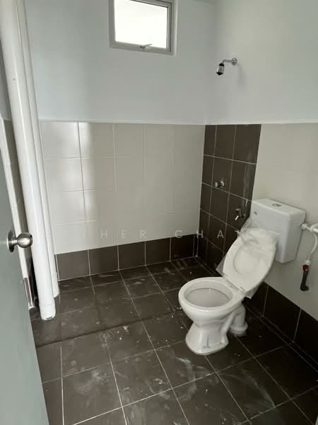 Apartment for Sale at PANGSAPURI PULAI MUTIARA 3 - Esther Chang - Bathroom - PropertyGuru.com.my