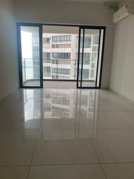 Condominium for Sale at Kings Bay @ Country Garden Danga Bay - Wayne Lee - Balcony - PropertyGuru.com.my