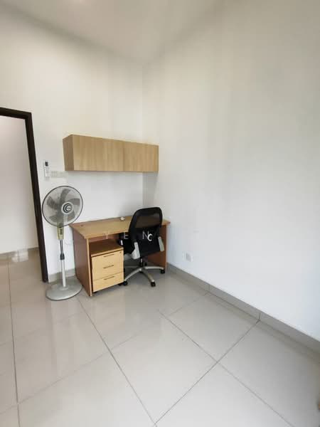 Apartment for Rent at Seri Austin Residence (Pangsapuri Seri Austin) - Yen Ma - Study - PropertyGuru.com.my