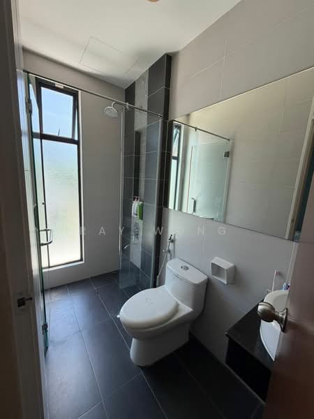 East Ledang untuk Untuk Disewa - RM 5,800 /bulan, Apr 2026 - Bathroom - PropertyGuru.com.my