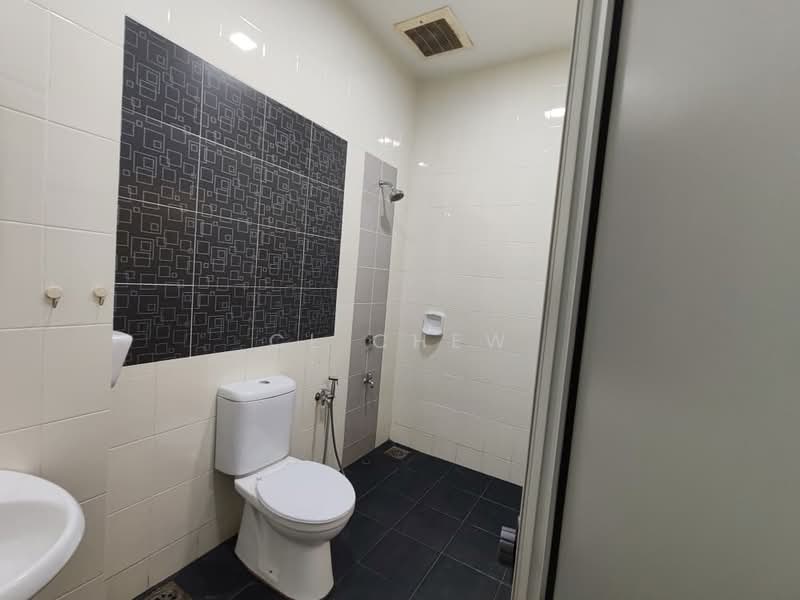 2-storey Terraced House for Sale in Kota Bayuemas (Klang) - CL Chew - Bathroom - PropertyGuru.com.my