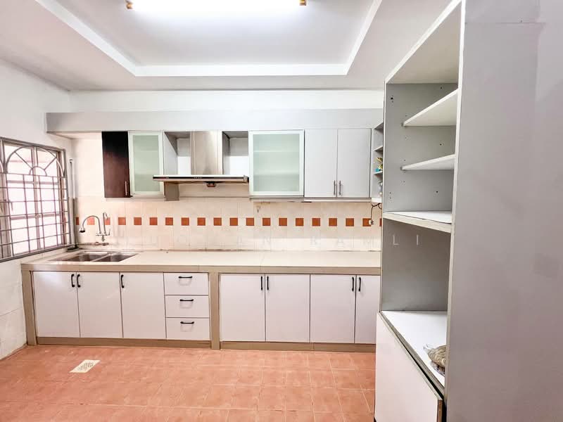 Suakasih BTHO Cheras Selangor untuk Untuk Dijual - RM 695,000, Apr 2026 - Kitchen - PropertyGuru.com.my