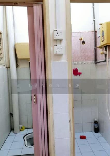 Bandar Bukit Mahkota untuk Untuk Dijual - RM 380,000, Apr 2026 - Bathroom - PropertyGuru.com.my