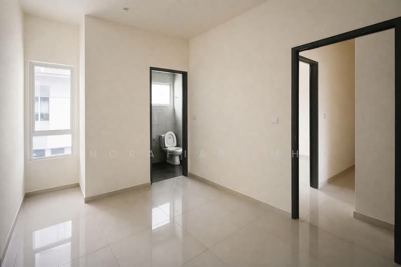 Terraced House for Sale in Banting (Selangor) - Norafian SMH - Bathroom - PropertyGuru.com.my