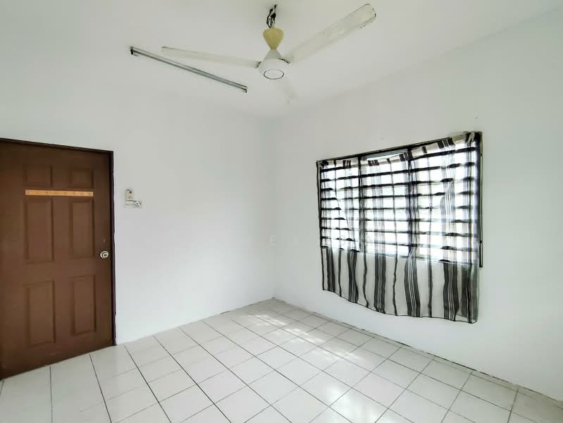 1-storey Terraced House for Sale in Desa Manjung Point 2 (Lumut) - N. Melisa - Interior - PropertyGuru.com.my