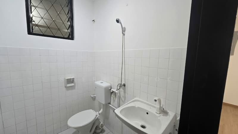 Semi-Detached House for Sale in Kuching (Sarawak) - Sherene Kok - Bathroom - PropertyGuru.com.my
