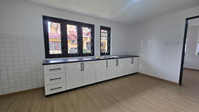 Semi-Detached House for Sale in Kuching (Sarawak) - Sherene Kok - Kitchen - PropertyGuru.com.my