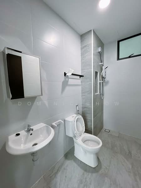 KSL Residence 2 @ Kangkar Tebrau untuk Untuk Disewa - RM 2,100 /bulan, Apr 2026 - Bathroom - PropertyGuru.com.my