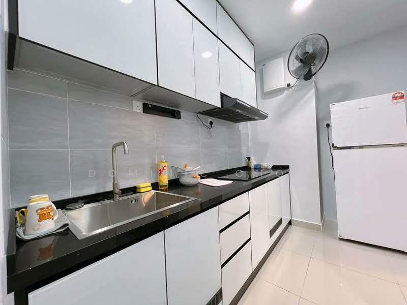 KSL Residence 2 @ Kangkar Tebrau untuk Untuk Disewa - RM 2,100 /bulan, Apr 2026 - Kitchen - PropertyGuru.com.my