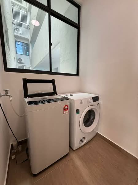 Waterside Residence untuk Untuk Disewa - RM 4,000 /bulan, Apr 2026 - Interior - PropertyGuru.com.my