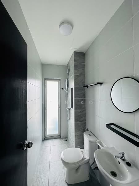 KSL Residence 2 @ Kangkar Tebrau untuk Untuk Disewa - RM 2,000 /bulan, Apr 2026 - Bathroom - PropertyGuru.com.my