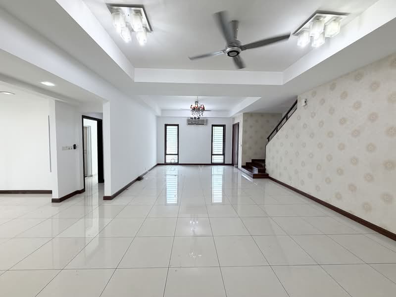 Terraced House for Sale in Bandar Kinrara Seksyen 1 (Bandar Kinrara) - CK Yee - Living Room - PropertyGuru.com.my