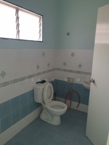 Rumah Teres 2 Tingkat untuk Disewa di Bandar Sunway Semenyih (Semenyih) - Isaac Sim - Bathroom - PropertyGuru.com.my