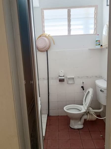 Gambier Heights untuk Untuk Disewa - RM 1,100 /bulan, Apr 2026 - Bathroom - PropertyGuru.com.my