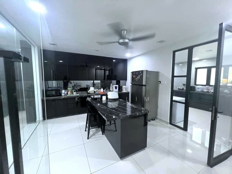 Semi-Detached House for Sale in Taman Nusa Idaman (Iskandar Puteri (Nusajaya)) - Karl Lim - Kitchen - PropertyGuru.com.my