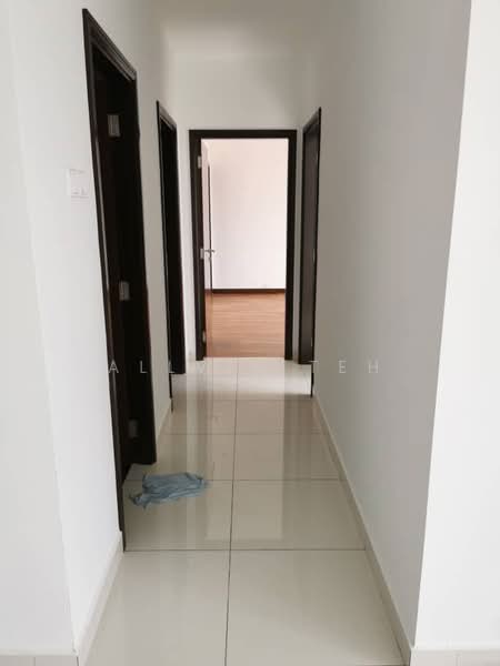 Paraiso Residence @ The Earth untuk Untuk Dijual - RM 550,000, Apr 2026 - Corridor - PropertyGuru.com.my
