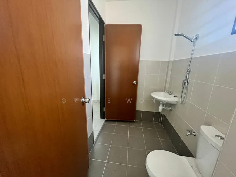 2-storey Terraced House for Sale in Puncak Alam (Selangor) - Grace Wong - Bathroom - PropertyGuru.com.my