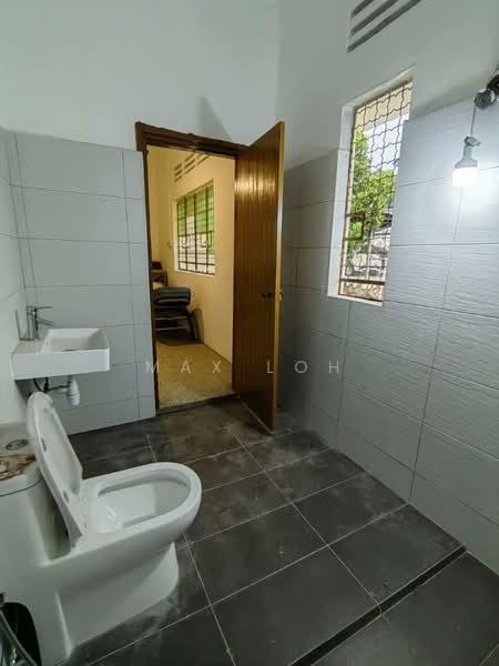 Bungalow for Rent in Johor Bahru (Johor) - Max Loh - Bathroom - PropertyGuru.com.my
