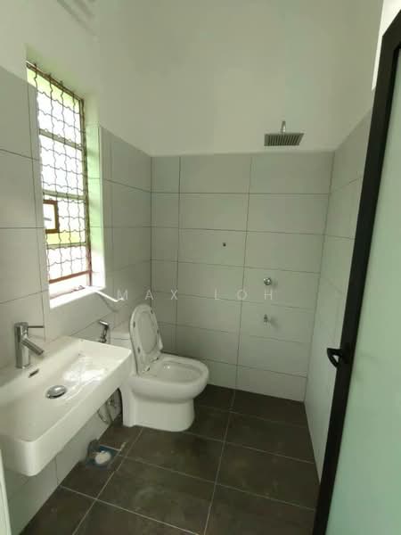 Bungalow for Rent in Johor Bahru (Johor) - Max Loh - Bathroom - PropertyGuru.com.my