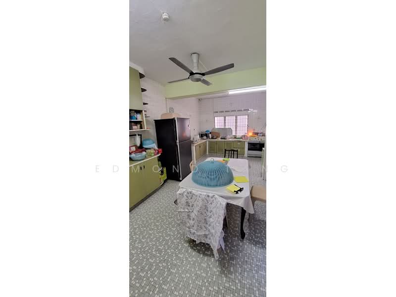 Semi-Detached House for Sale in Taman Pelangi (Johor Bahru) - Edmond Tang - Kitchen - PropertyGuru.com.my