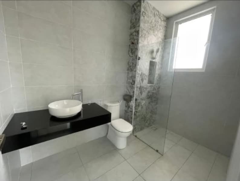 Cluster House for Sale in Skudai (Johor) - JH Yap - Bathroom - PropertyGuru.com.my