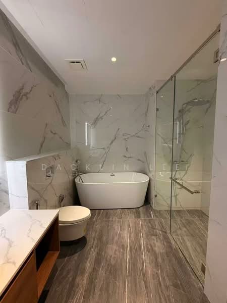 Service Residence for Rent at Core Residence @ TRX - Dacklin Lee - Bathroom - PropertyGuru.com.my