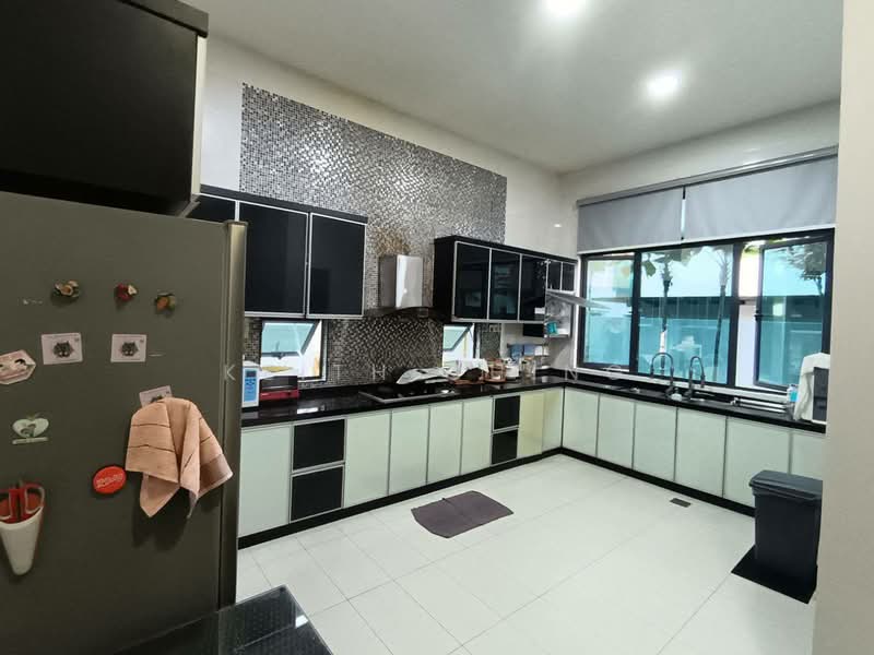 Setia Tropika untuk Untuk Dijual - RM 4,500,000, Apr 2026 - Kitchen - PropertyGuru.com.my