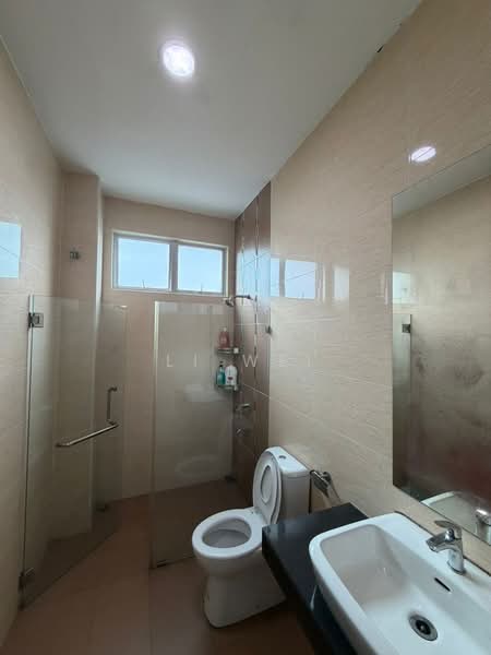 Kempa Utama Kempas Utamas Kempas Utama untuk Untuk Disewa - RM 5,200 /bulan, Apr 2026 - Bathroom - PropertyGuru.com.my