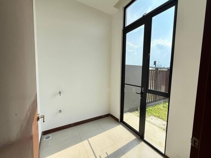 2-storey Terraced House for Sale in Puteri Harbour (Iskandar Puteri (Nusajaya)) - Justin Lee - Exterior - PropertyGuru.com.my