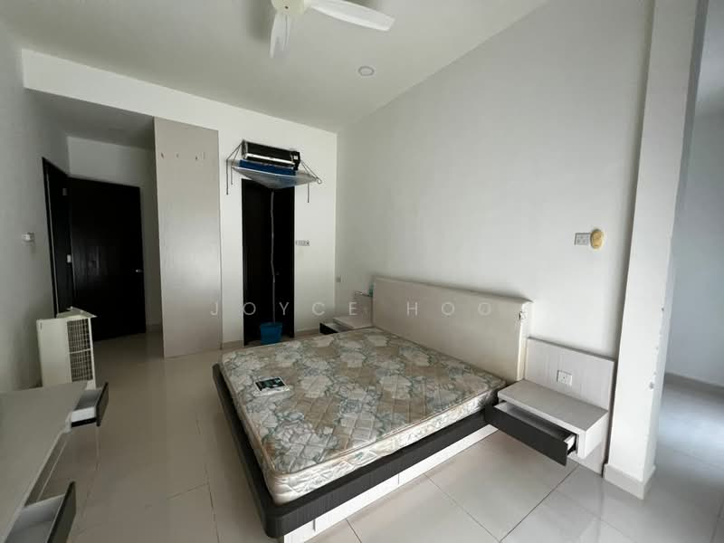 BP11 untuk Untuk Dijual - RM 1,100,000, Apr 2026 - Bedroom - PropertyGuru.com.my