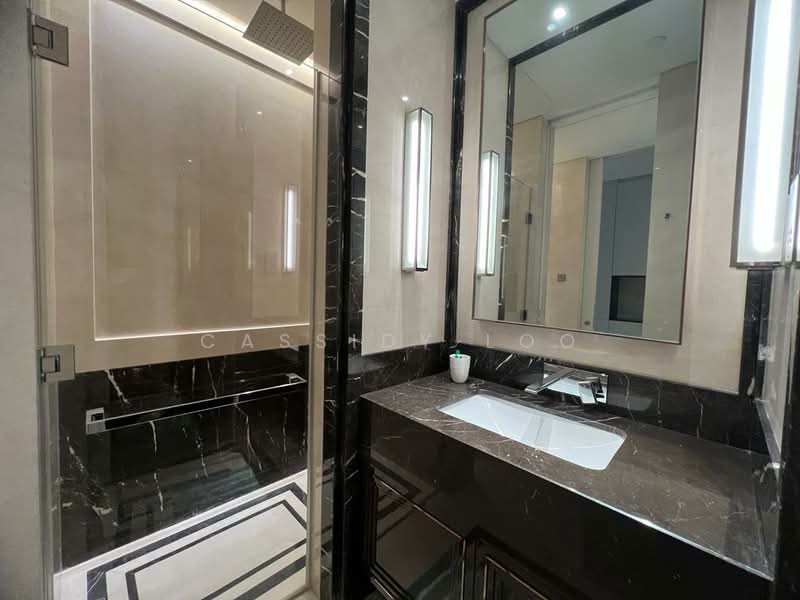 Service Residence for Sale at Pavilion Suites - Cassidy Loo - Bathroom - PropertyGuru.com.my