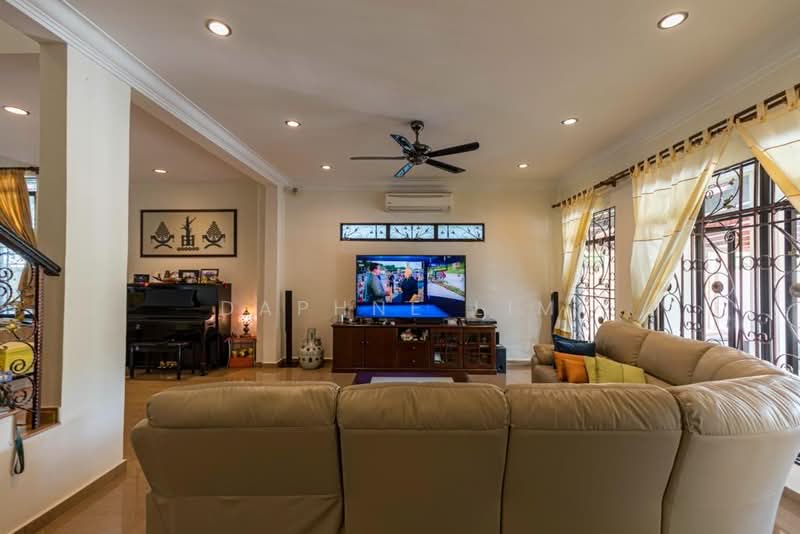 Semi-Detached House for Sale in Taman Yarl (Jalan Klang Lama (Old Klang Road)) - Daphne Lim - Living Room - PropertyGuru.com.my