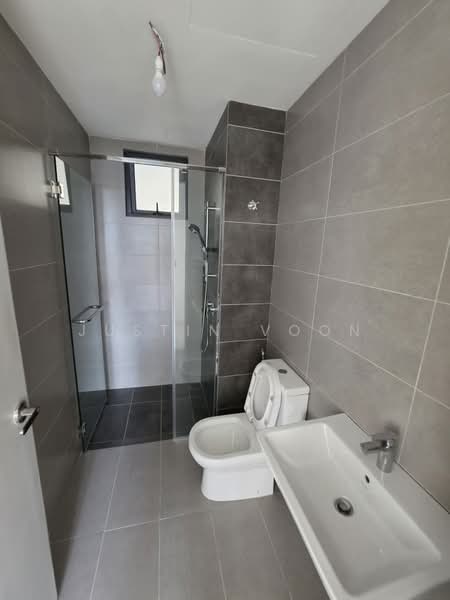 Service Residence for Sale at Sunway Belfield - Justin Voon - Bathroom - PropertyGuru.com.my