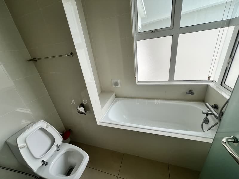 Service Residence for Rent at Oasis Serviced Suites @ Oasis Ara Damansara - Agnes Lim - Bathroom - PropertyGuru.com.my