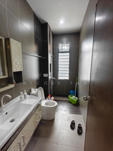 2-storey Terraced House for Sale in Johor Bahru (Johor) - Nicole Tan - Bathroom - PropertyGuru.com.my