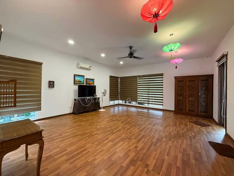 Semi-Detached House for Sale in Minden Heights (Gelugor) - Qyan Goh - Living Room - PropertyGuru.com.my