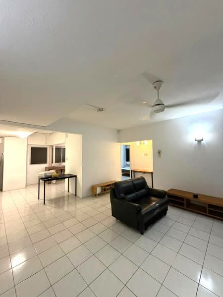 For Rent - Faber Ria