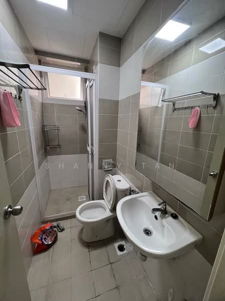 Kondominium untuk Dijual di Sg Long Residence - Shanny Tan - Bathroom - PropertyGuru.com.my
