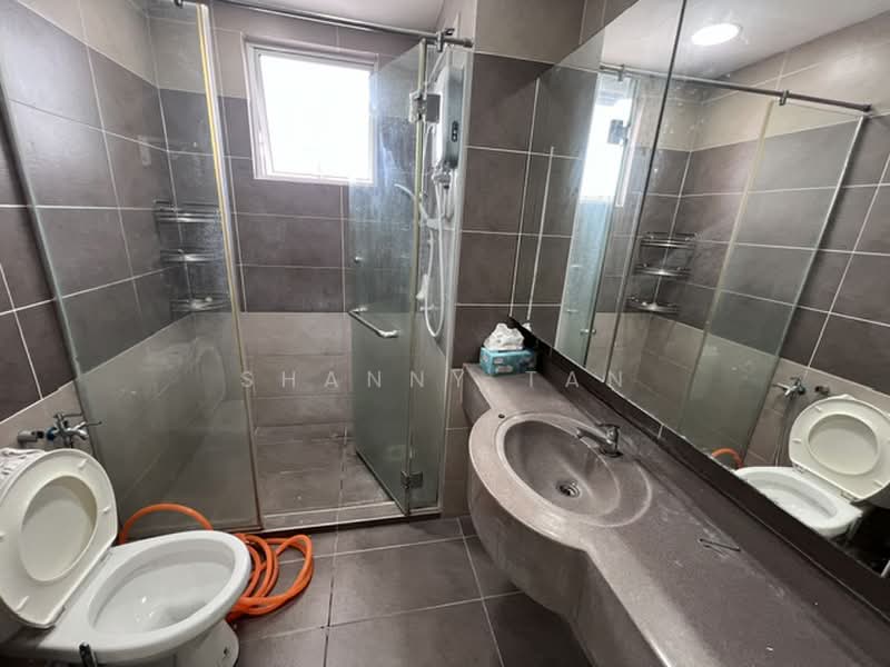 Kondominium untuk Dijual di Sg Long Residence - Shanny Tan - Bathroom - PropertyGuru.com.my