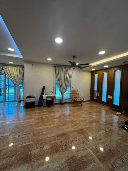 2-storey Terraced House for Sale in Taman Mutiara Rini (Skudai) - Gloson Ten - Living Room - PropertyGuru.com.my
