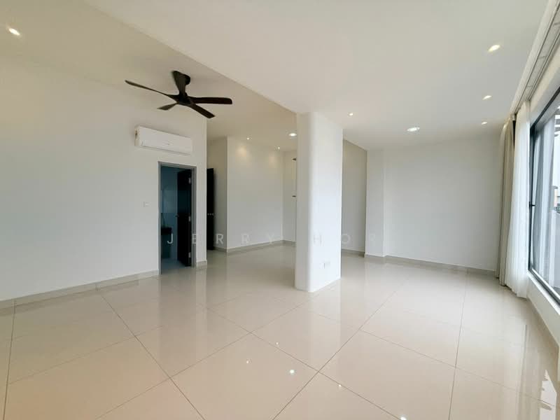 Cluster House for Rent in Skudai (Johor) - Jerry Hor - Living Room - PropertyGuru.com.my