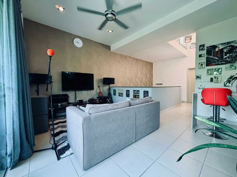 Taman Putra Prima Phase 3E untuk Untuk Dijual - RM 1,000,000, Apr 2026 - Living Room - PropertyGuru.com.my