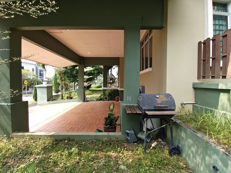 Untuk Disewa - Kota Emerald