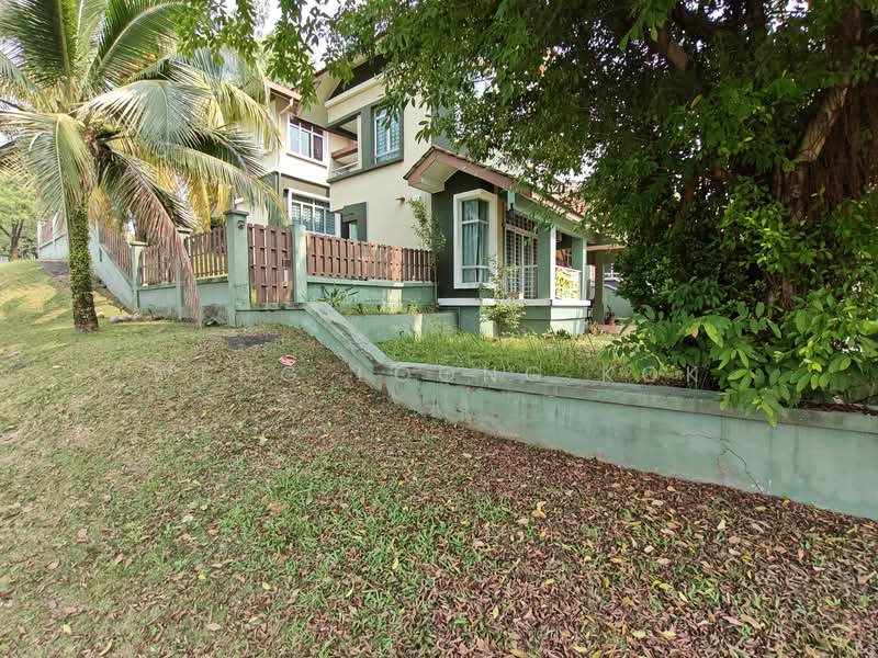 Untuk Disewa - Kota Emerald