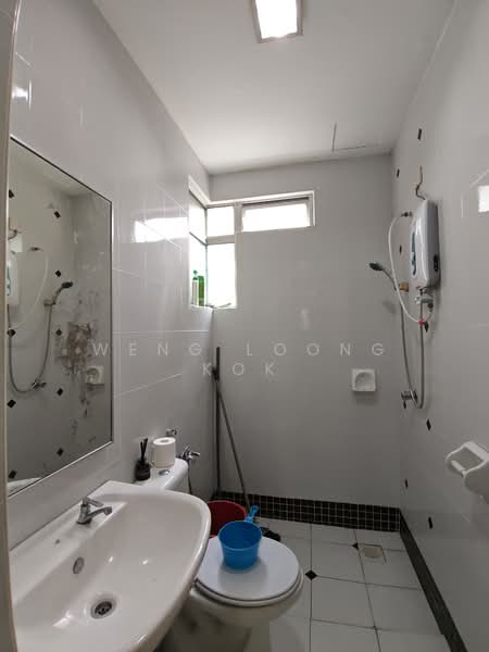 Untuk Disewa - Kota Emerald