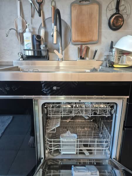 Isle of Botanica untuk Untuk Dijual - RM 1,800,000, Apr 2026 - Kitchen - PropertyGuru.com.my