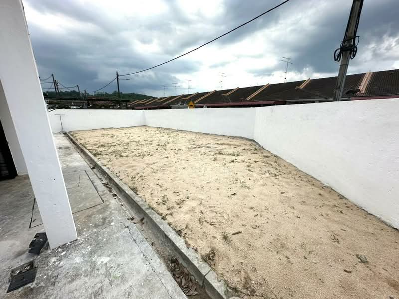 Rumah Teres 2 Tingkat untuk Disewa di Taman Putri Kulai (Kulai) - Mavis Hew - Exterior - PropertyGuru.com.my