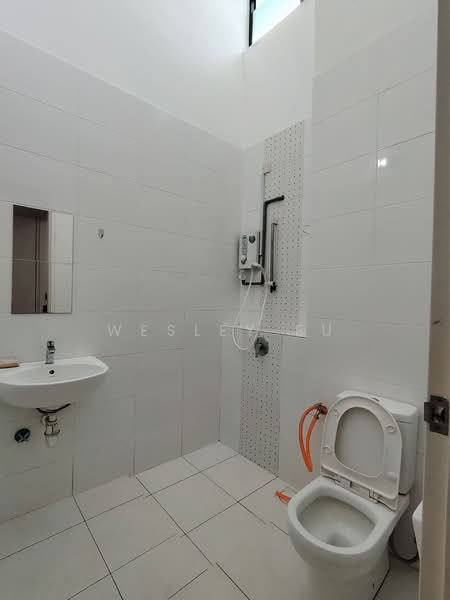 2-storey Terraced House for Rent in Semenyih (Selangor) - Wesley Fu - Bathroom - PropertyGuru.com.my